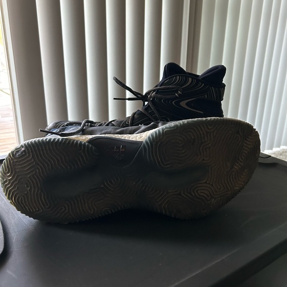adidas Black and White Athletic Shoes main image 7